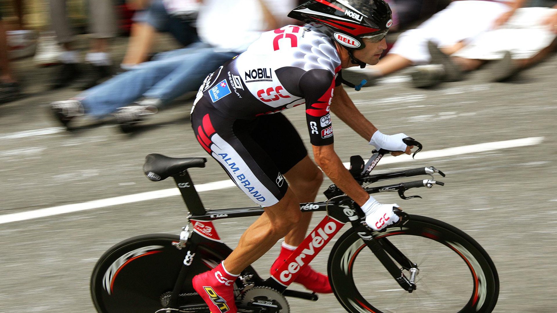 未来发展：F1的商业拓展新方向，f1商业模式